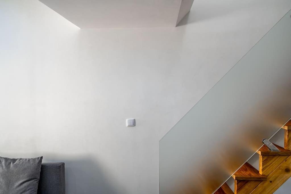 Cozy Ground Floor Studio With Ac And Loft Bedroom Lizbona Zewnętrze zdjęcie